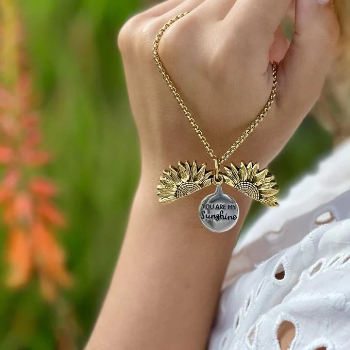💫Girasol "You Are My Sunshine" necklace with storage bag