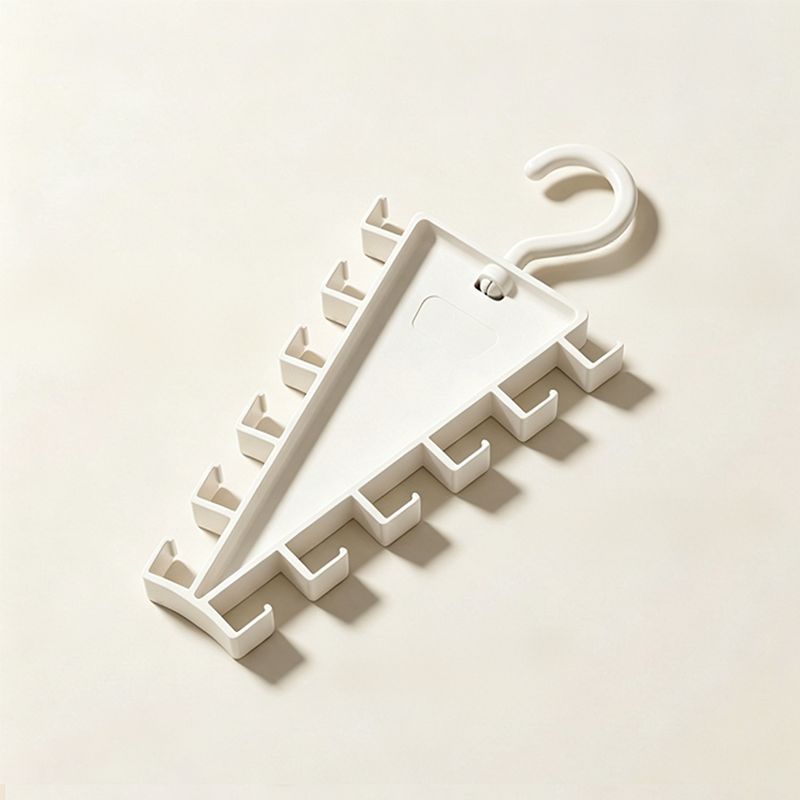 🎉 2026 Sale — Over 16,000 Sold! 👔🧣 One small triangle, tons of storage — double-sided hooks, 360° rotation, and a compact footprint that clears clutter fast. 🏠